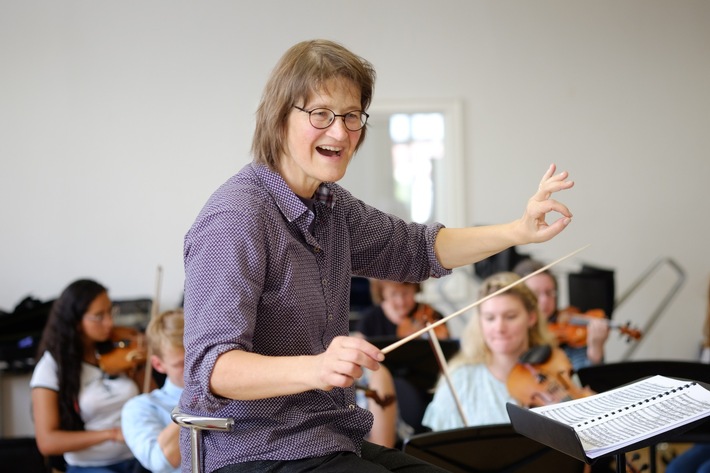 Thank you for the music: Uni Osnabrück verabschiedet Dr. Claudia Kayser-Kadereit