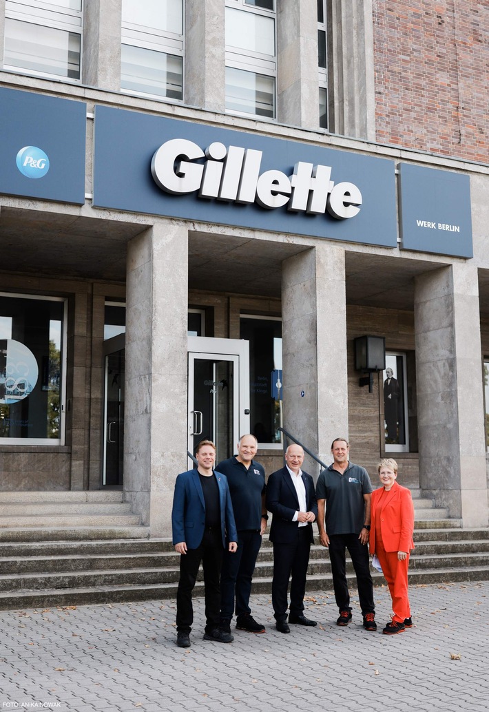 Ein starkes Zeichen für Innovation und Qualität "Made in Germany": Der Regierende Bürgermeister Kai Wegner besucht das Gillette-Werk in Berlin-Tempelhof.
