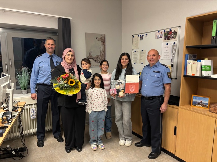 POL-PDMT: Polizei Hachenburg ehrt Maide Sönmez für ihr vorbildliches Handeln