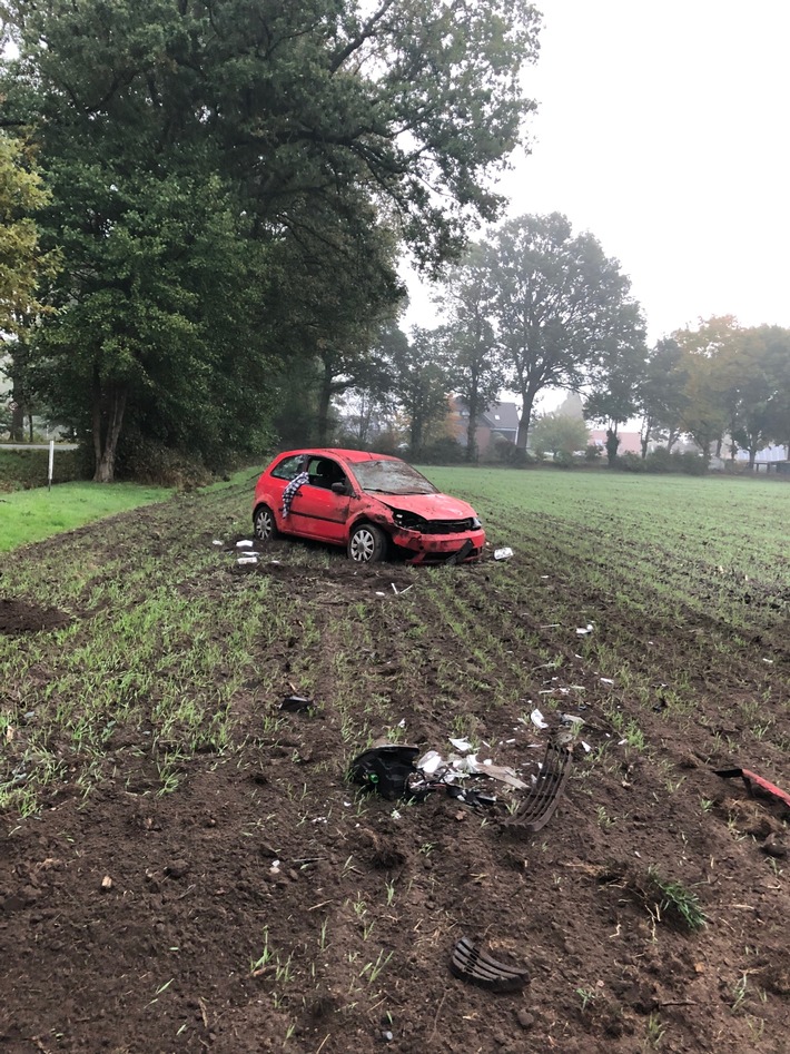 POL-COE: Dülmen-Merfeld, L600 / 18-Jährige Hammerin bei Verkehrsunfall verletzt