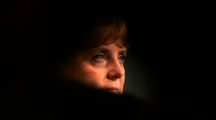 &quot;Angela Merkel - Schicksalsjahre einer Kanzlerin&quot; ab 8. Juli in der ARD Mediathek / Doku-Serie von Tim Evers zeigt neue Perspektiven auf 16 Jahre Kanzlerschaft
