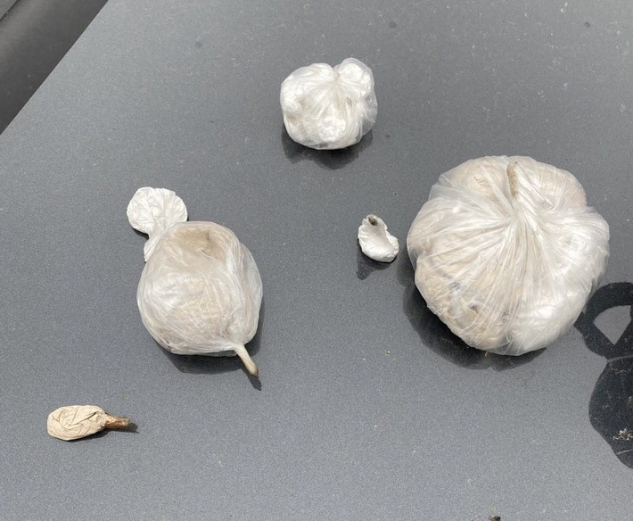 POL-E: Essen: Festnahmen nach illegalem Handel mit mutmaßlichem Heroin &amp; Kokain