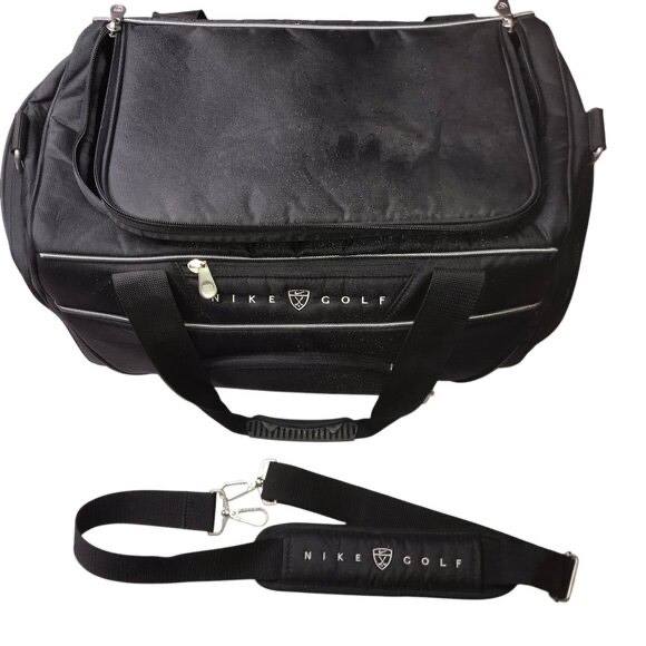 POL-NMS: 20251201-1-PDNMS-Diebstahl bei Fußballspiel in Jevenstedt