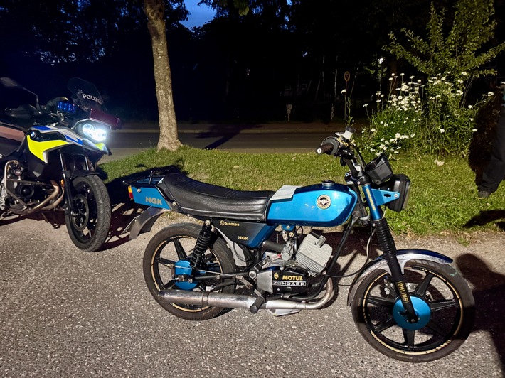 POL-NMS: 260714-2-Motorradstreife stoppt stark getuntes Kleinkraftrad in Achterwehr
