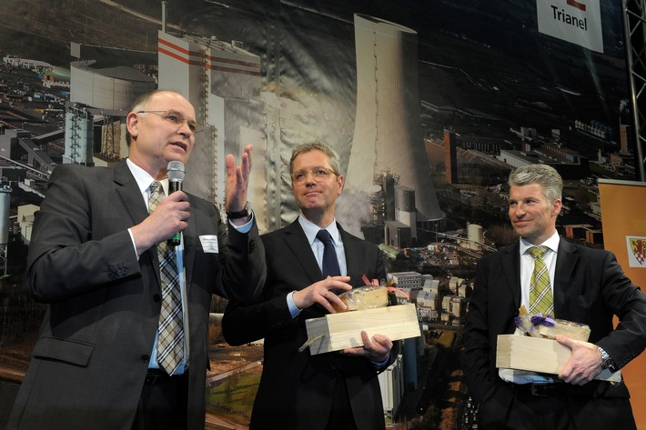 Chancen der Energiewende für Deutschland und Nordrhein-Westfalen /  Bundesumweltminister Dr. Norbert Röttgen zu Gast im Trianel Kohlekraftwerk Lünen (mit Bild)