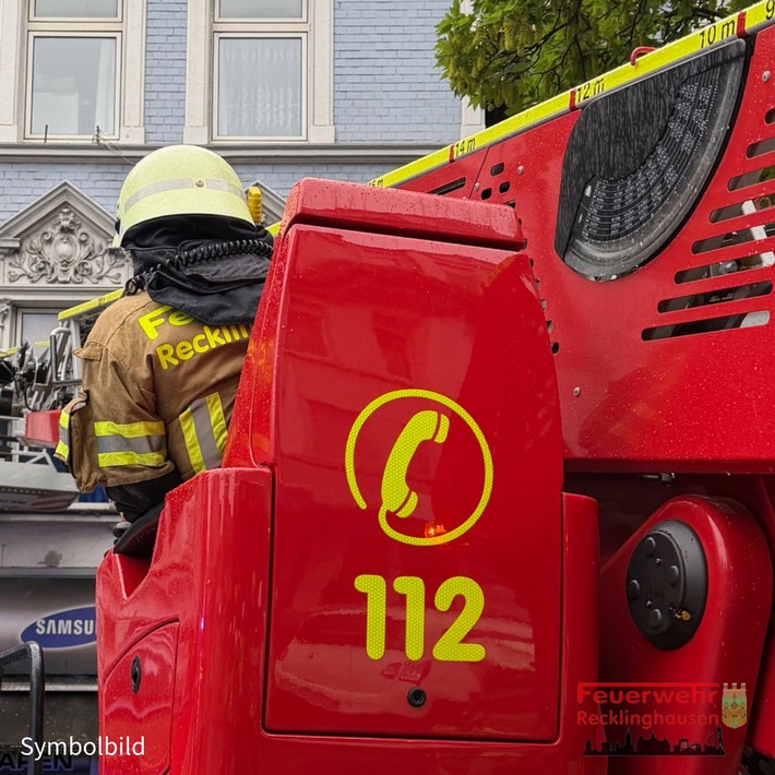 FW-RE: Wohnungsbrand in Recklinghausen-Süd