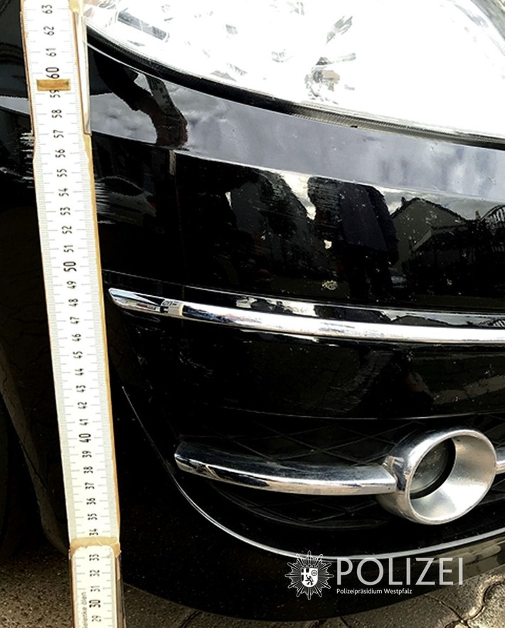 POL-PPWP: Mercedes gerammt und abgehauen