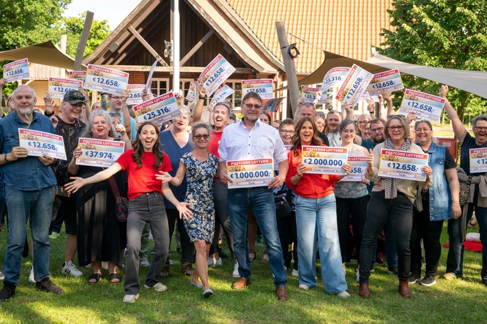 Riesenjubel in Rosche: Katarina Witt überrascht Deutschlands glücklichstes Dorf mit 2 Millionen Euro