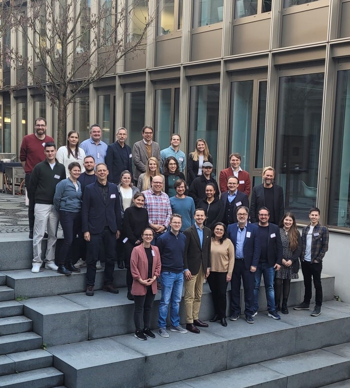 Digitale Fortbildungsangebote für Wirtschaftslehrkräfte frei verfügbar