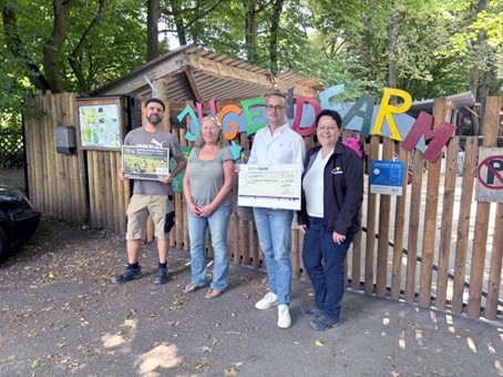 Presse-Information: Jugendfarmverein gewinnt beim Naturschutzwettbewerb „Unsere Heimat & Natur“