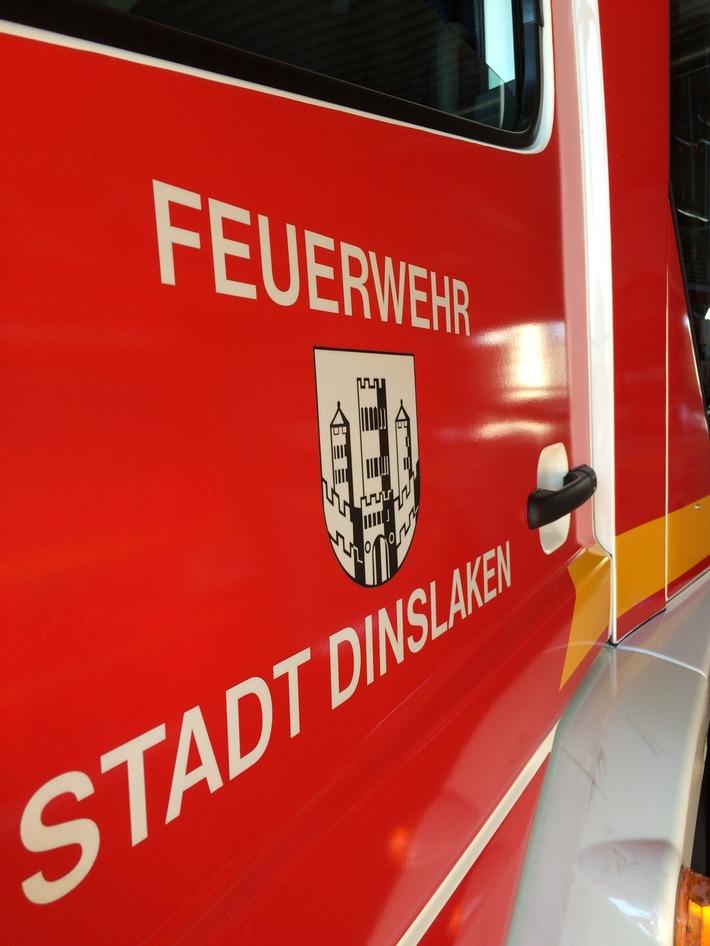 FW Dinslaken: Technische Hilfeleistung - Gasaustritt aus PKW