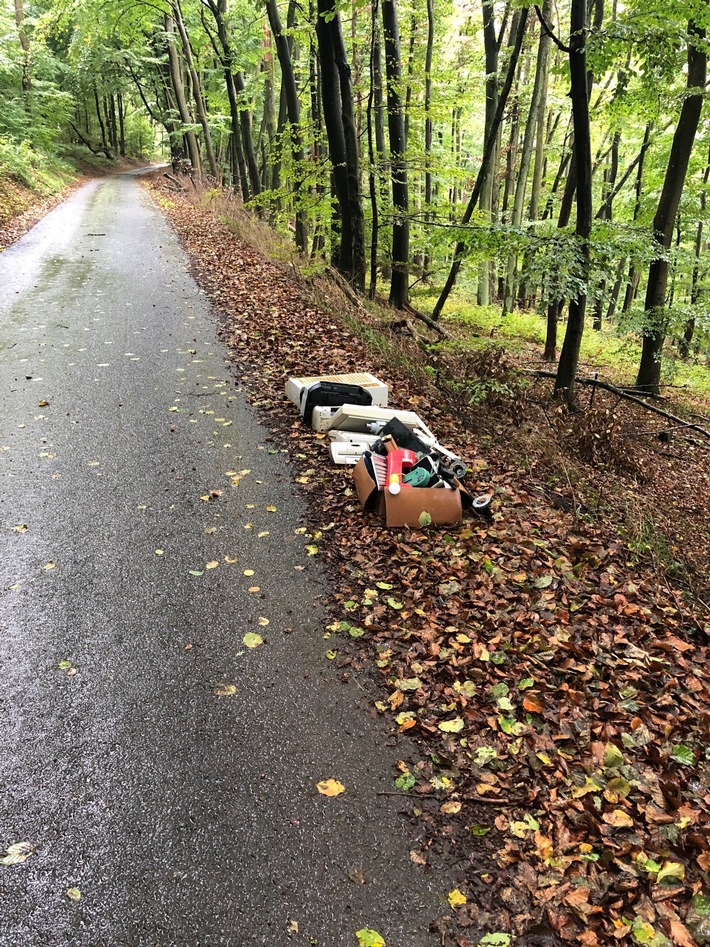 POL-PDWIL: umweltgefährdende Abfallbeseitigung