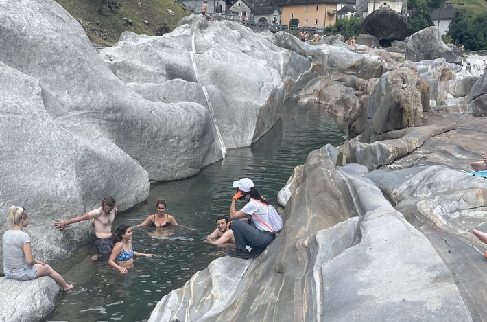 Comunicato stampa: «Con garbo e umorismo contro il littering in Val Verzasca»