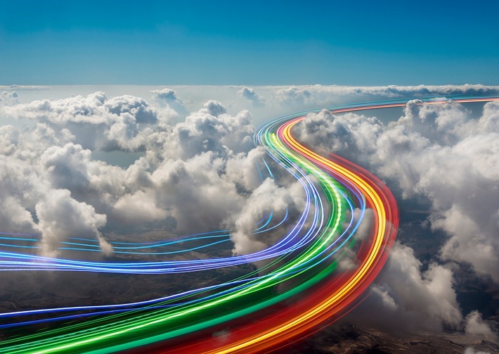 Teradata VantageCloud Lake auf MS Azure ermöglicht den schnellen Einsatz von KI/ML in Unternehmen - einschließlich generativer KI. / Weiterer Text über ots und www.presseportal.de/nr/164929 / Die Verwendung dieses Bildes für redaktionelle Zwecke ist unter Beachtung aller mitgeteilten Nutzungsbedingungen zulässig und dann auch honorarfrei. Veröffentlichung ausschließlich mit Bildrechte-Hinweis.