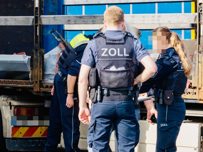 POL-DU: Stadtgebiet: Behördenübergreifender Schwerpunkteinsatz zum gewerblichen Personen- und Güterverkehr - Bilanz