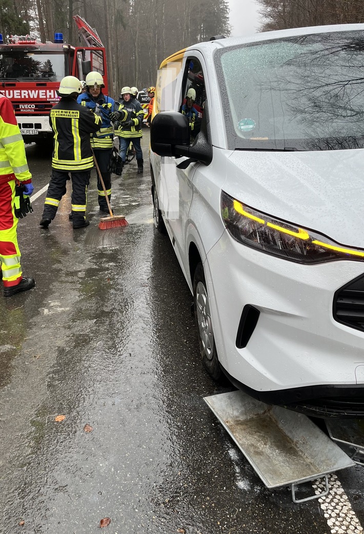 FW Eigeltingen: Verkehrsunfall bei Heudorf (Hegau)