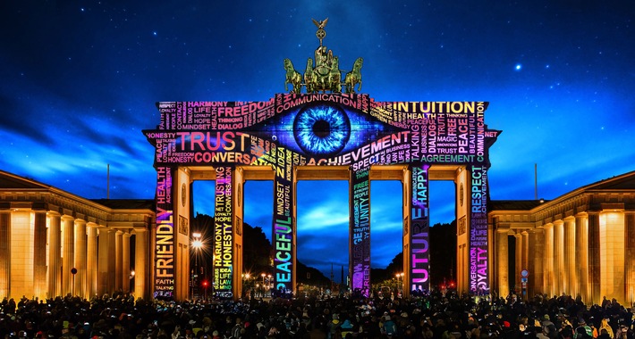 Festival of Lights Berlin feiert mit 85 Lichtkunstwerken und Video-Shows die Vielfalt! / Motto: "Colours of Life", u.a. zum Großereignis "50 Jahre Hip-Hop"