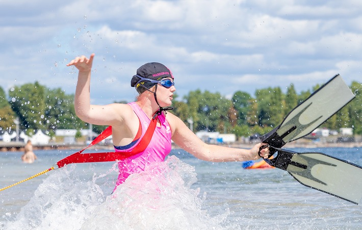 Rettungsschwimmer im Wettkampf: DLRG Trophy erneut am Goitzschesee