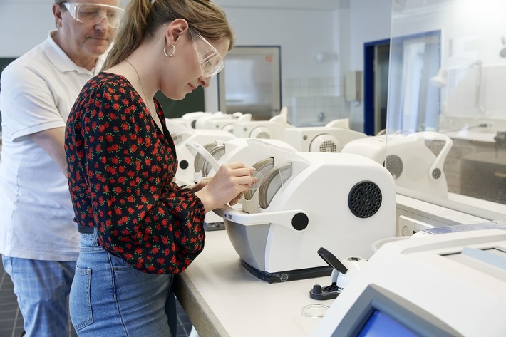 ZVA-Presseinformation: Mit dem Augenoptiker-Handwerk in die Zukunft starten!