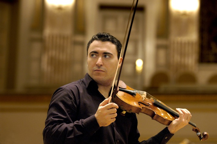 Série de concerts du Credit Suisse 2003: L&#039;Orchestre National du Capitole de Toulouse dirigé par Michel Plasson et avec Maxim Vengerov en soliste, en tournée en Suisse