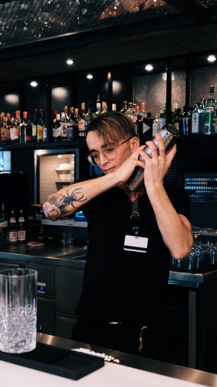 Moxy Karlsruhe: Afterwork-Event mit Moninger Party-Power