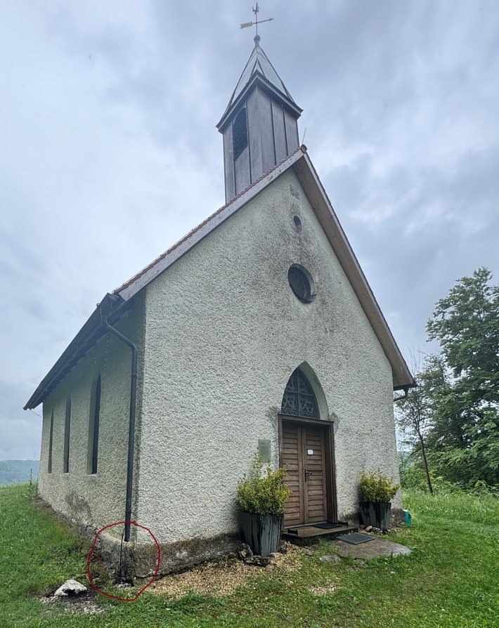 POL-UL: (GP) Bad Ditzenbach - Kupfer gestohlen / Selbst vor einer Kapelle machten Buntmetalldiebe in den vergangenen Tagen bei Bad Ditzenbach nicht halt. Zurück blieb ein Schaden von rund 100 Euro.