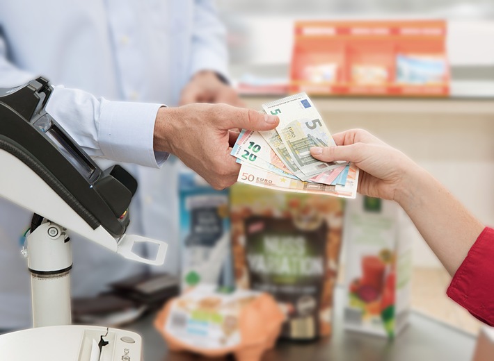 NORMA: Bargeldauszahlung schon ab 10 Euro Einkaufswert! / Zeit und Geld sparen leicht gemacht! (FOTO)