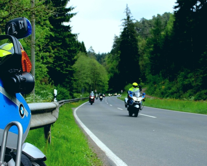 POL-PDWIL: Motorradfahren in der Eifel-aber sicher!