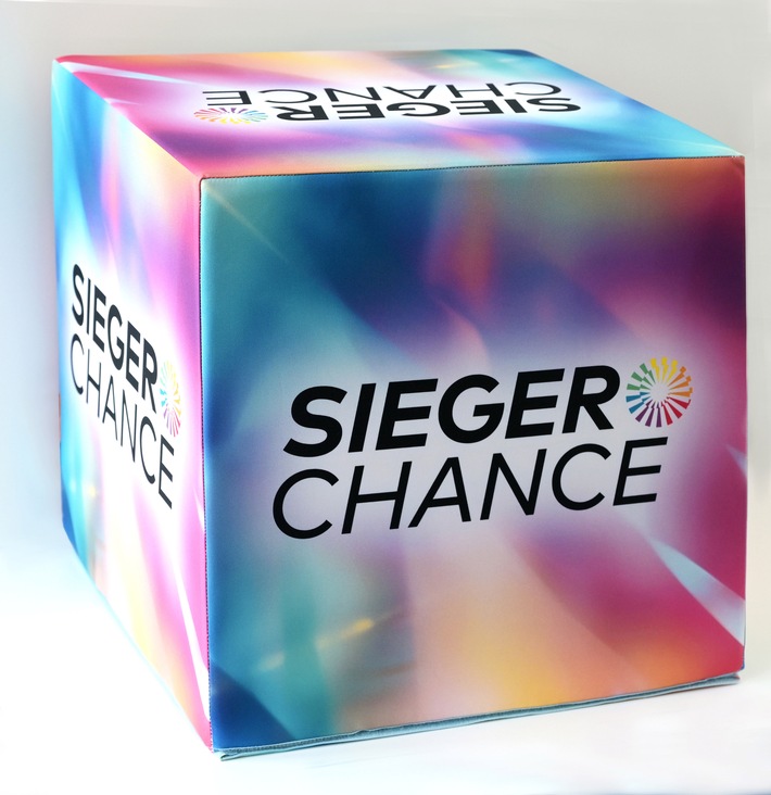 Internet-Spielteilnehmer aus Baden-Württemberg gewinnt 5.000 Euro monatlich, zehn Jahre lang bei GlücksSpirale-Zusatzlotterie Sieger-Chance