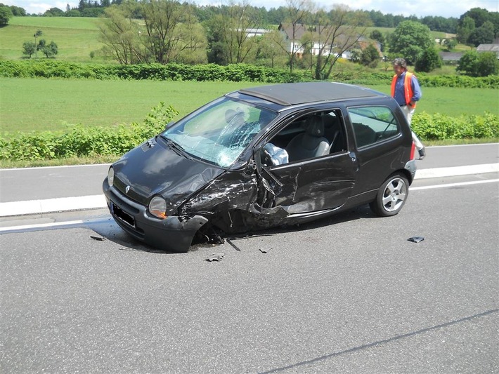 POL-PDNR: Wissen - Verkehrsunfall mit 3 verletzen Personen und hohem Sachschaden