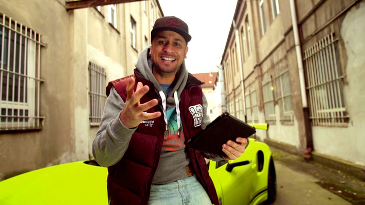 GRIP - Das Motormagazin: "JP checkt Batmobil"