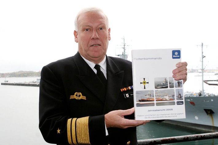 Deutsche Marine - Pressemeldung: Marine-Jahresbericht: Deutschland ist stark abhängig von Seewegen