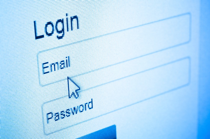 Leichtes Spiel für Hacker: Jeder zweite Internetnutzer ändert sein E-Mail-Passwort seltener als einmal im Jahr