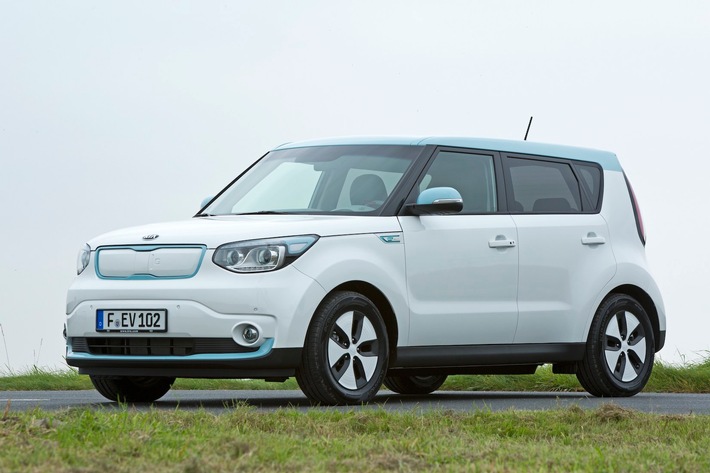 Kia unterstützt Elektroprämie und bietet Kia Soul EV* in neuer Einstiegsversion an: 24.890 Euro** inklusive Prämie