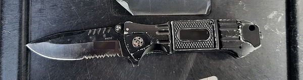 BPOL NRW: Bundespolizei beschlagnahmt mehrere Waffen