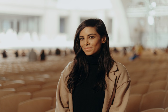 "Leben mit Passion": Collien Ulmen-Fernandes in ZDF-Doku an Pfingsten in Oberammergau