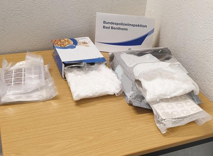 BPOL-BadBentheim: Crystal Meth und LSD im Wert von rund 255.000 Euro beschlagnahmt
