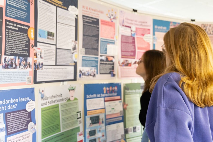 Uni Osnabrück: Teilnehmerinnen des Niedersachsen-Technikums besuchten die Cognitive Science
