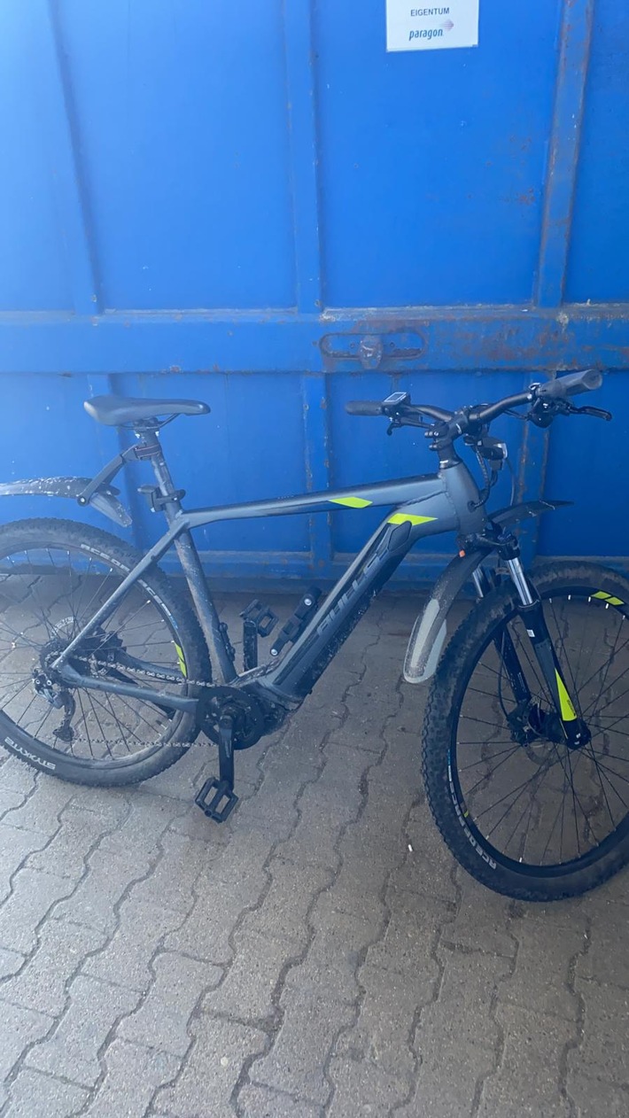 POL-KN: (St. Georgen / Schwarzwald-Baar-Kreis) Diebstahl eines E-Bikes (25.08.2020)