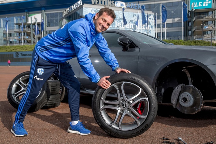 "Von O bis O": Schalke-Trainer Markus Weinzierl denkt an Sommerreifen