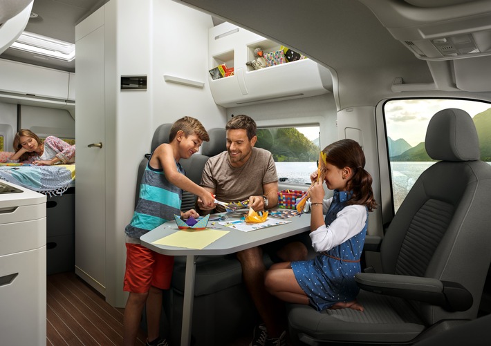 Der neue Grand California: Start in eine neue Dimension / Premiere auf dem Caravan Salon Reisemobil auf Crafter-Basis