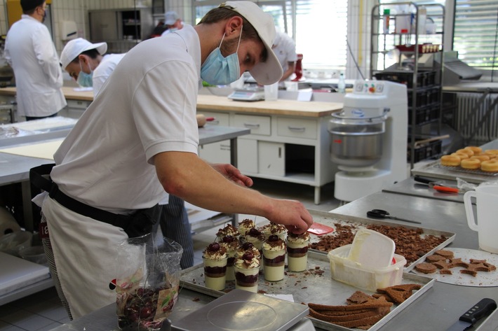 Brot an der Uni: Erster Studiengang speziell für Bäckermeister