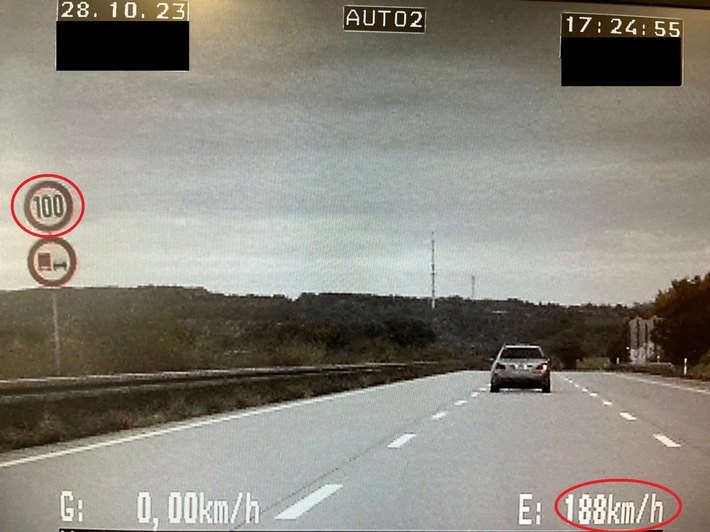 API-TH: Autobahnpolizei stoppt BMW mit 190 km/h auf Autobahn 4 Richtung Dresden in der Baustelle bei Gera!