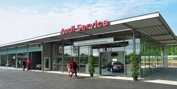 Neues Werkstatt-Konzept von Audi startet in Regensburg: Weltpremiere mit Potenzial - Mit Audi Service Betrieben noch schneller und näher am Kunden