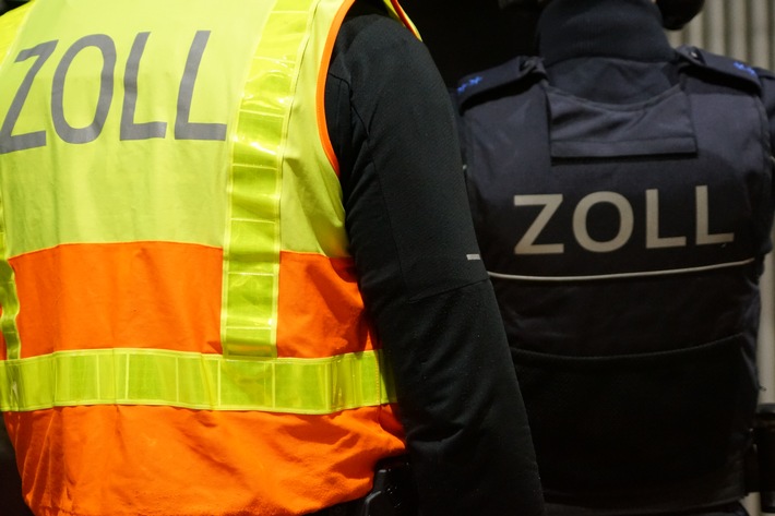 HZA-A: Augsburger Zoll prüft das Baugewerbe / Bundesweite Schwerpunktprüfung