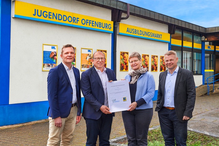 Presse-Information: Leuchtturmprojekt für junge Talente