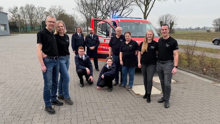 FW-NE: Königshaus Driesch spendet 2.000 Euro an die Jugendfeuerwehr Kaarst
