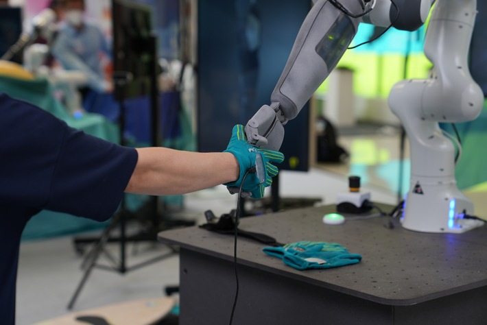 Deutscher Robotik Spiegel 2022: Roboter zur Fachkräftesicherung noch umstritten