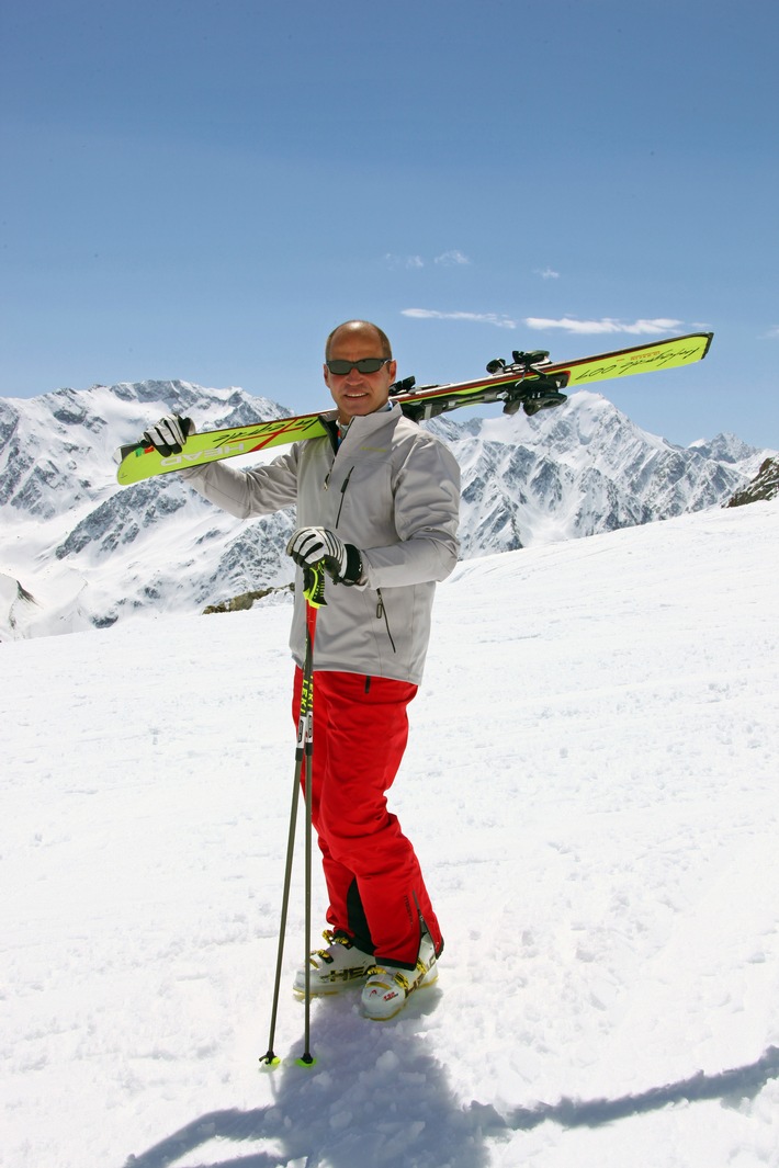 Technik & Carving Camp mit Marc Girardelli am Rettenbachgletscher in Sölden - BILD