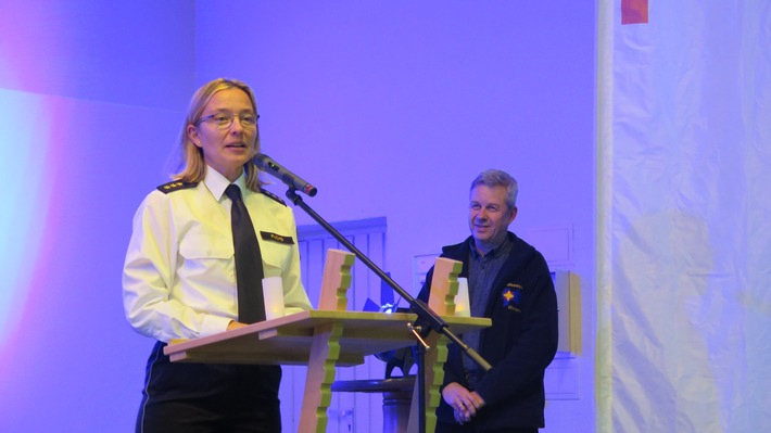 POL-WE: Blaulichtgottesdienst in Ranstadt - Gemeinsame Zeit für Wetterauer "Helfer"